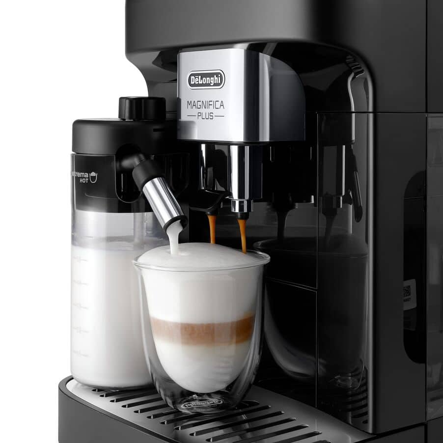 DeLonghi ECAM320.60.B Magnifica Plus Bean to Cup Automatic Coffee Machine Black - Image 3